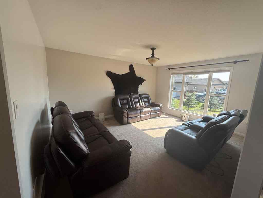 MLS® A2255480 - 9811 109 Street   in NONE La Crete, Residential