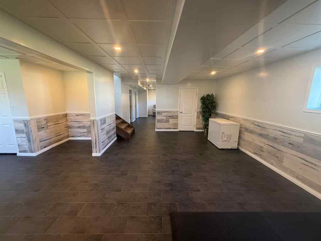 MLS® A2255480 - 9811 109 Street   in NONE La Crete, Residential
