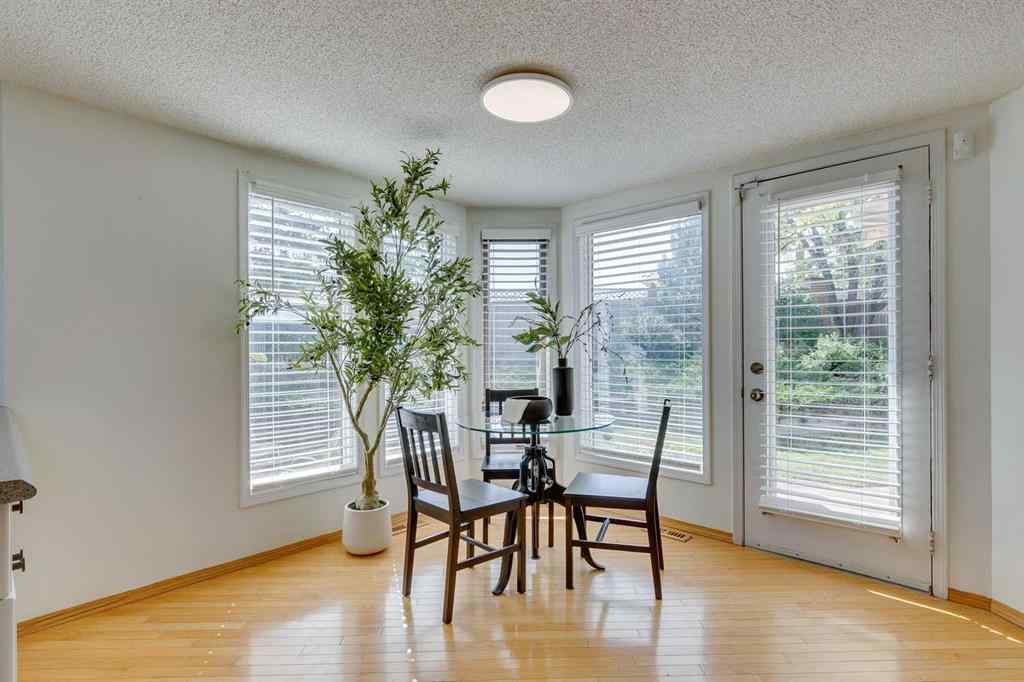 MLS® A2255483 - 33 Shawnee View SW in Shawnee Slopes Calgary, Residential