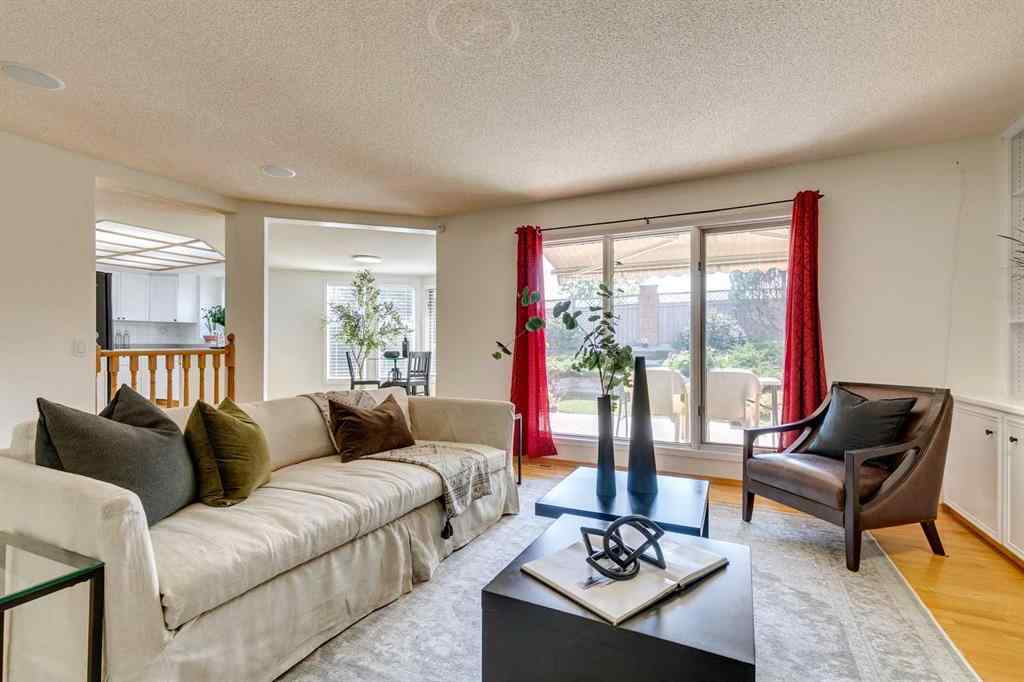 MLS® A2255483 - 33 Shawnee View SW in Shawnee Slopes Calgary, Residential