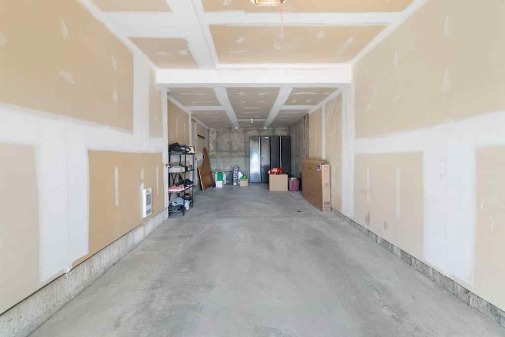 MLS® A2255485 - 174 Ascot Point SW in Aspen Woods Calgary, Residential