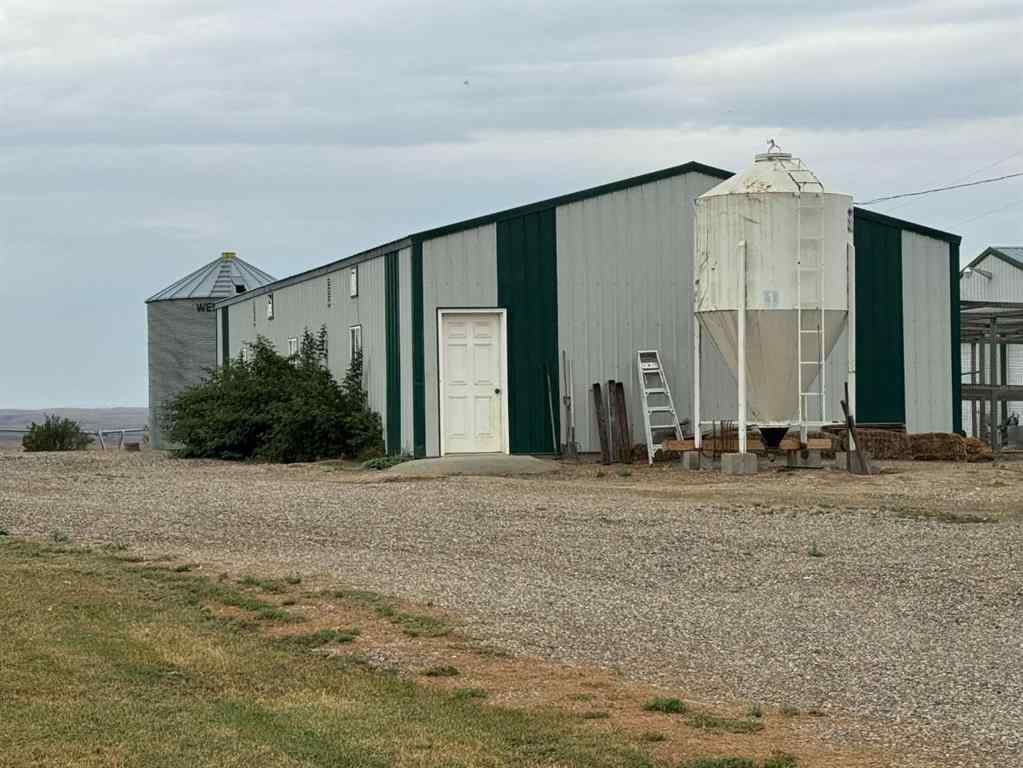 MLS® A2255488 - 122057 Rge Rd 200   in NONE Rural Lethbridge County, Agri-Business
