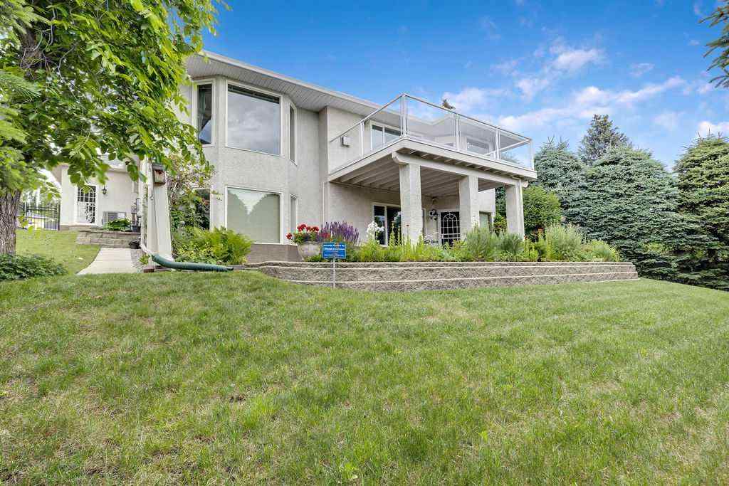 MLS® A2255489 - 2922 Signal Hill Drive SW in Signal Hill Calgary, Residential