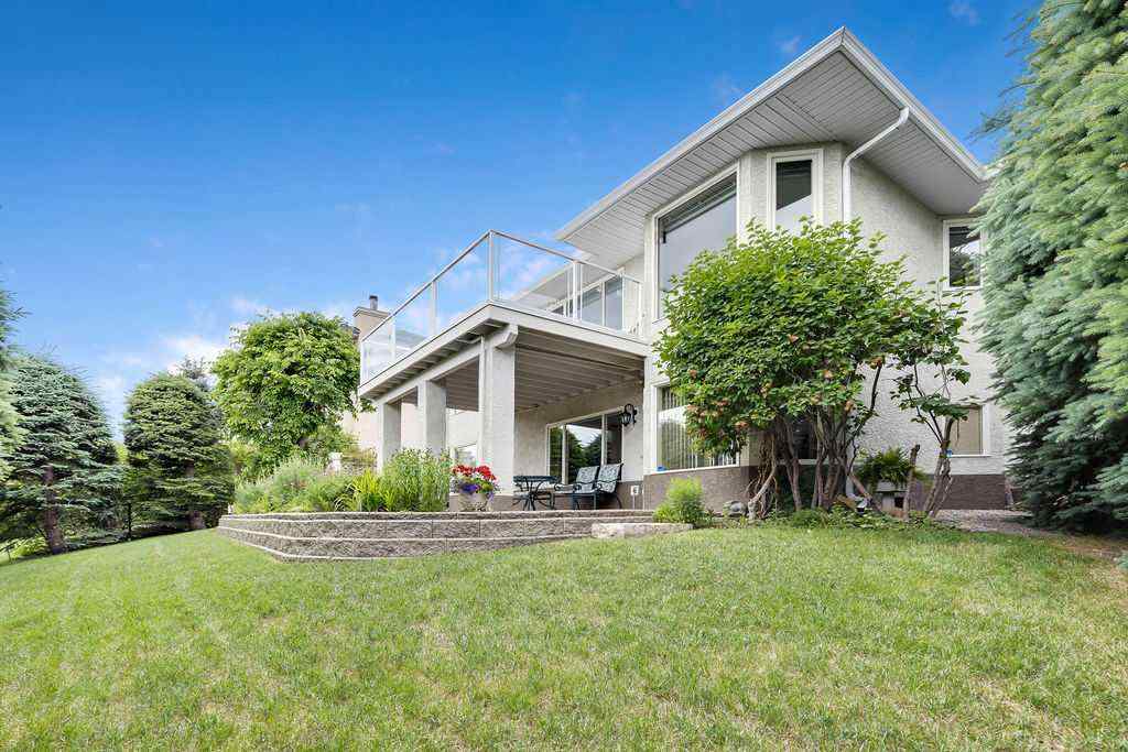 MLS® A2255489 - 2922 Signal Hill Drive SW in Signal Hill Calgary, Residential