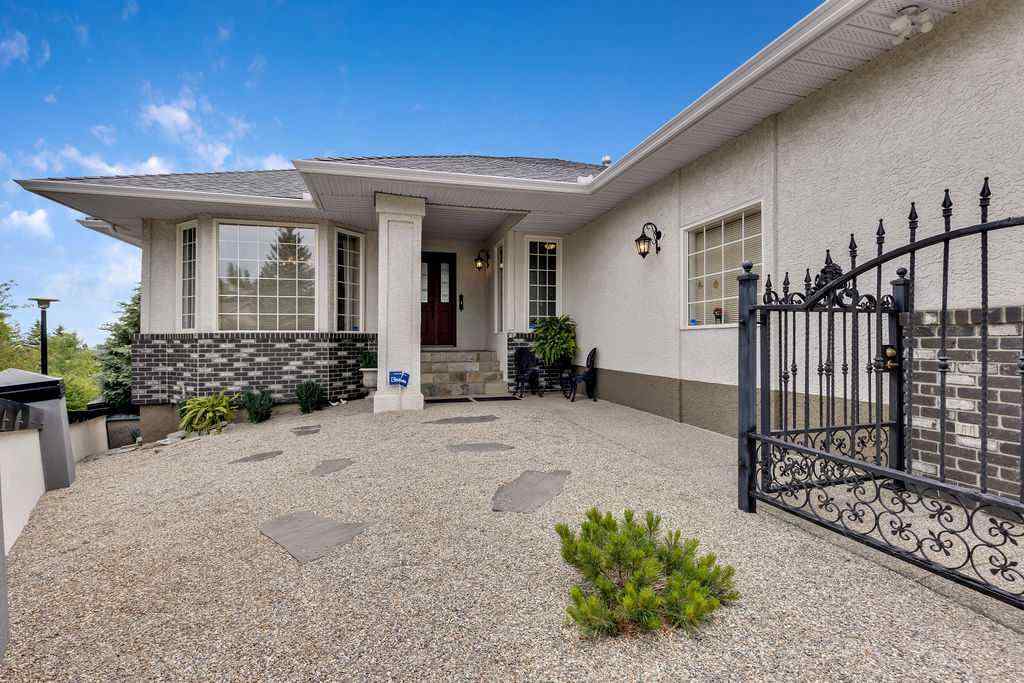 MLS® A2255489 - 2922 Signal Hill Drive SW in Signal Hill Calgary, Residential