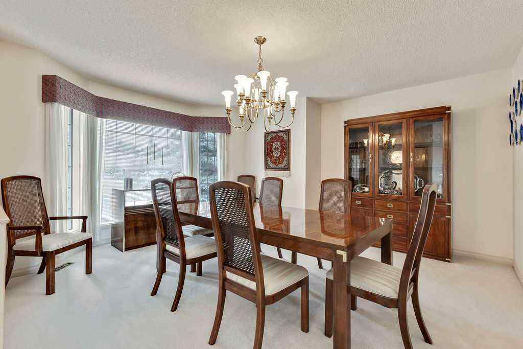 MLS® A2255489 - 2922 Signal Hill Drive SW in Signal Hill Calgary, Residential