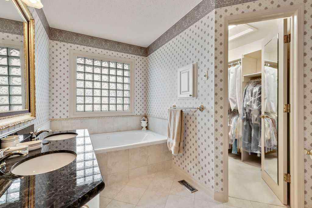 MLS® A2255489 - 2922 Signal Hill Drive SW in Signal Hill Calgary, Residential