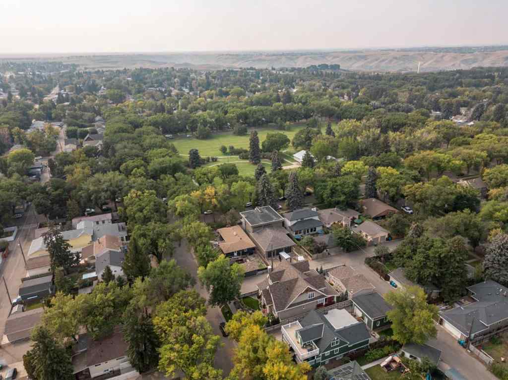 MLS® A2255490 - 1012 16 Street S in Victoria Park Lethbridge, Residential