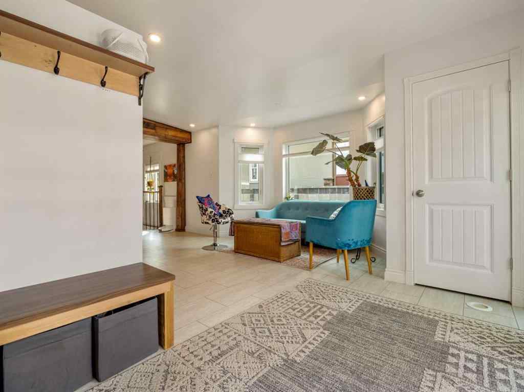 MLS® A2255490 - 1012 16 Street S in Victoria Park Lethbridge, Residential