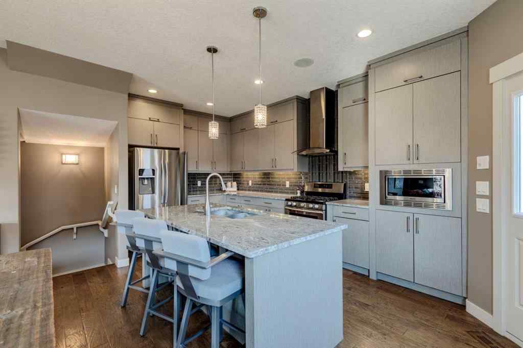 MLS® A2255491 - Unit #2 4613 17 Avenue NW in Montgomery Calgary, Residential