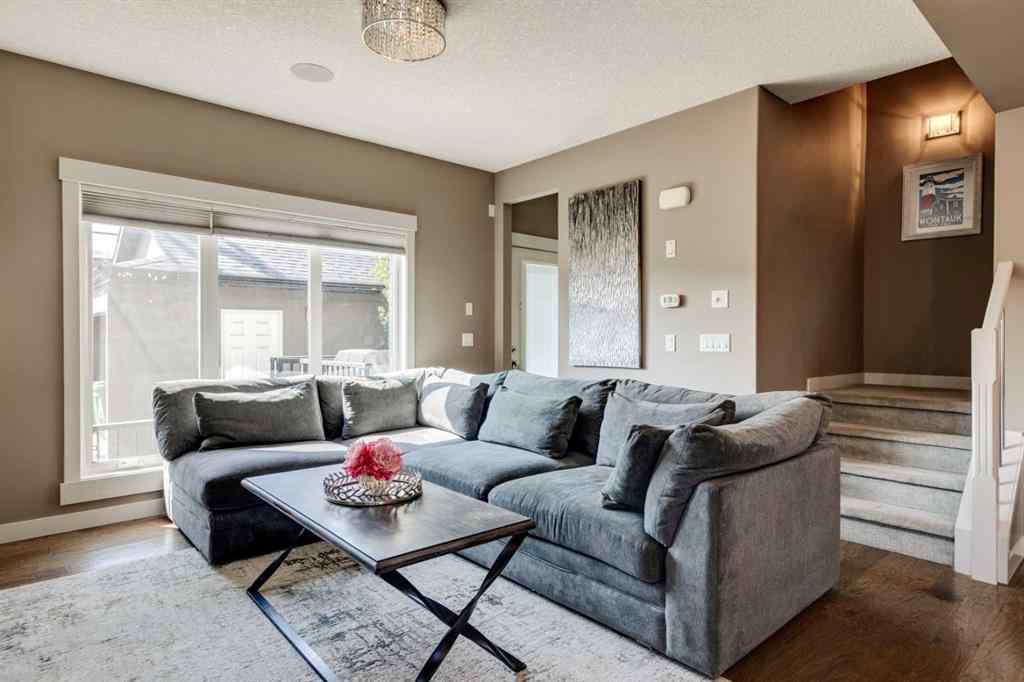 MLS® A2255491 - Unit #2 4613 17 Avenue NW in Montgomery Calgary, Residential