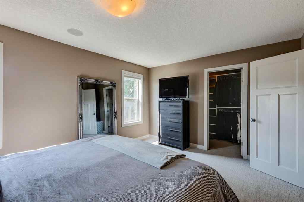 MLS® A2255491 - Unit #2 4613 17 Avenue NW in Montgomery Calgary, Residential