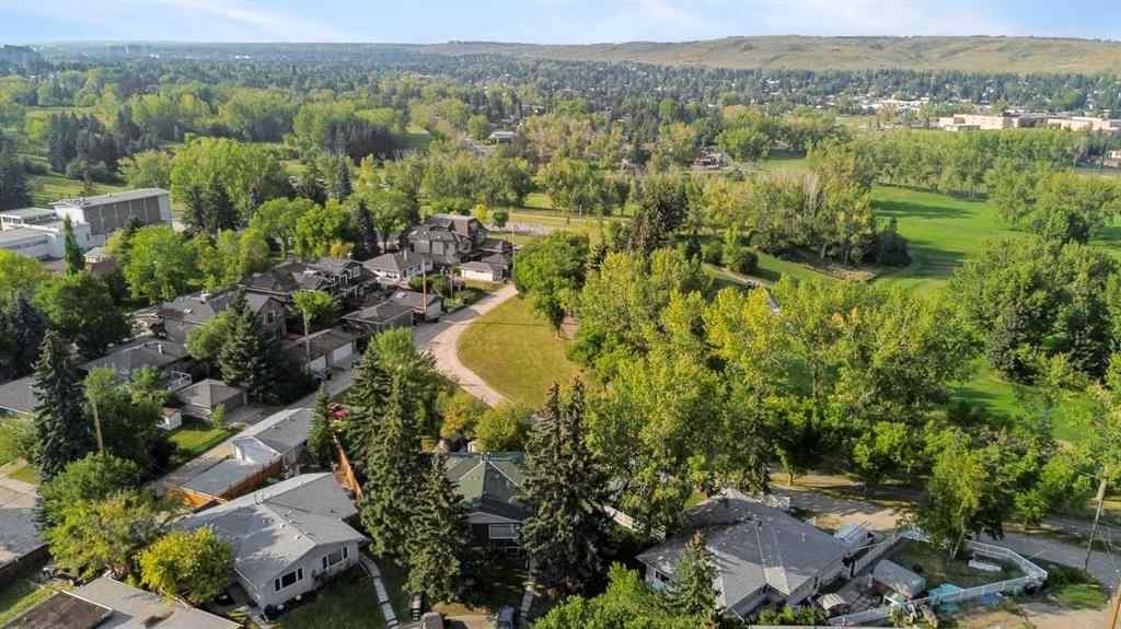 MLS® A2255493 - 2731 17A Street NW in Capitol Hill Calgary, Residential