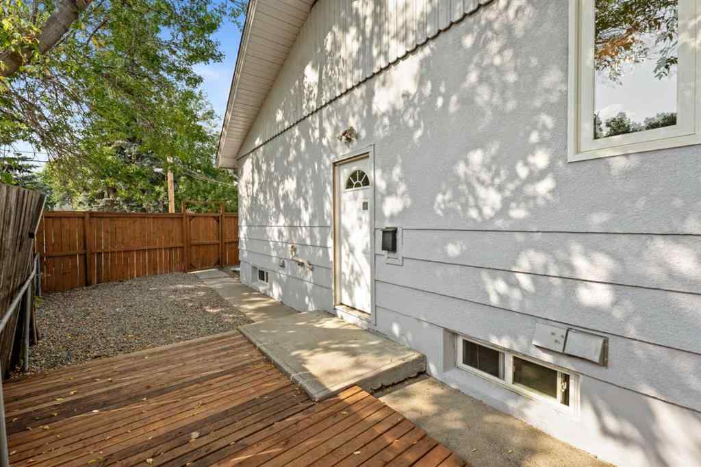 MLS® A2255493 - 2731 17A Street NW in Capitol Hill Calgary, Residential