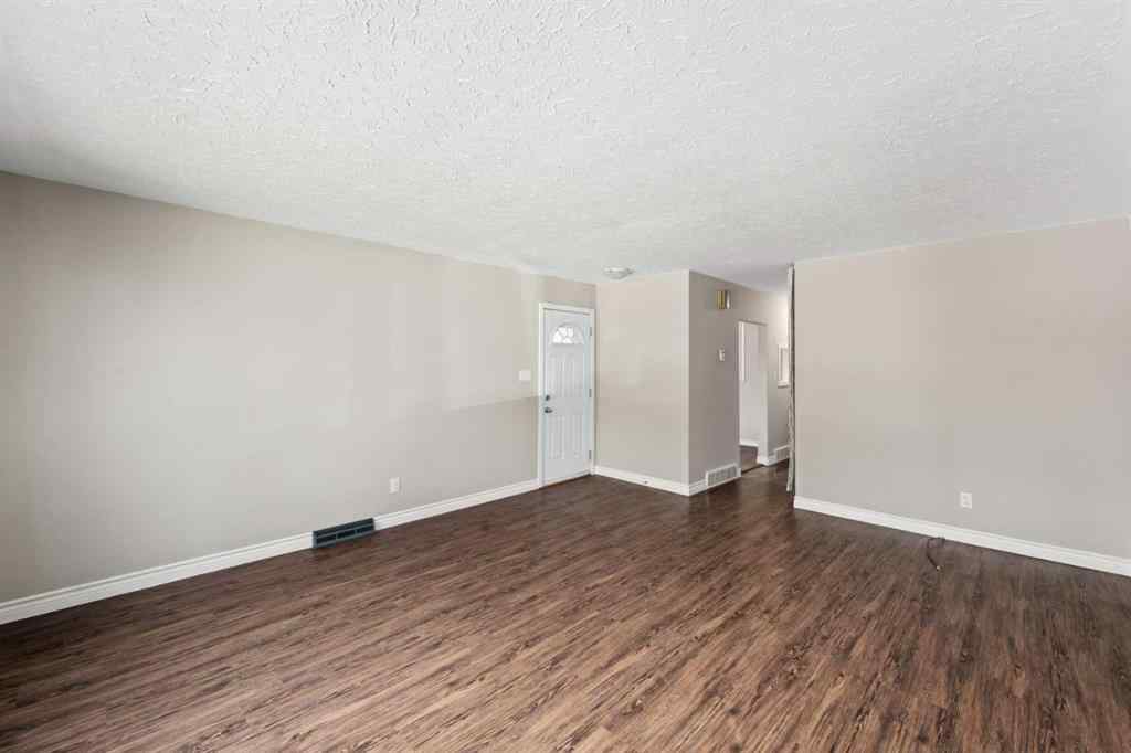 MLS® A2255493 - 2731 17A Street NW in Capitol Hill Calgary, Residential