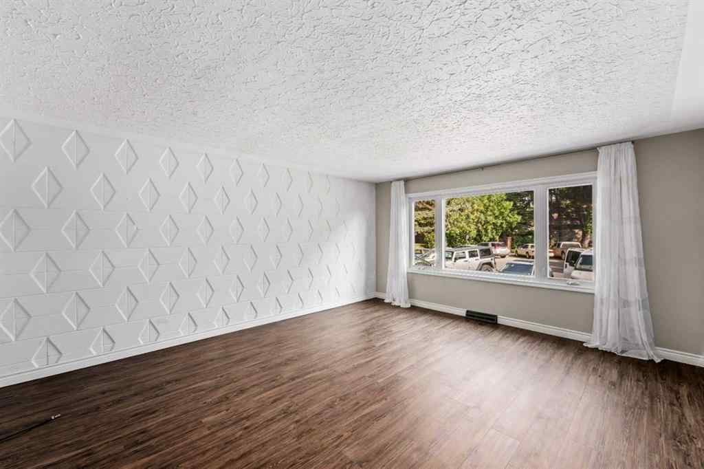 MLS® A2255493 - 2731 17A Street NW in Capitol Hill Calgary, Residential
