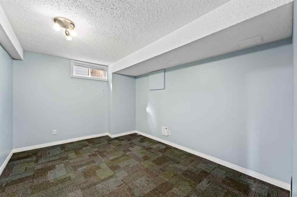 MLS® A2255493 - 2731 17A Street NW in Capitol Hill Calgary, Residential
