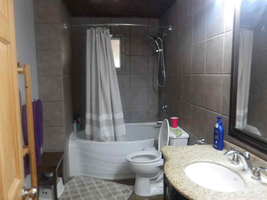 MLS® A2255496 - 322060 Range Road 261   in NONE Rural Kneehill County, Residential