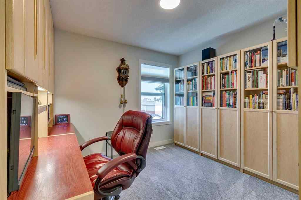 MLS® A2255503 - 819 Shawnee Terrace SW in Shawnee Slopes Calgary, Residential