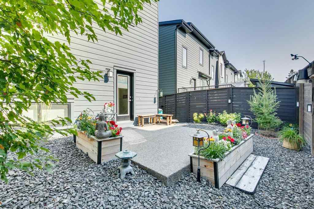 MLS® A2255503 - 819 Shawnee Terrace SW in Shawnee Slopes Calgary, Residential