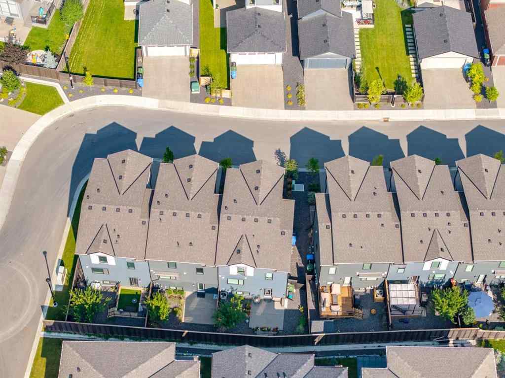 MLS® A2255503 - 819 Shawnee Terrace SW in Shawnee Slopes Calgary, Residential