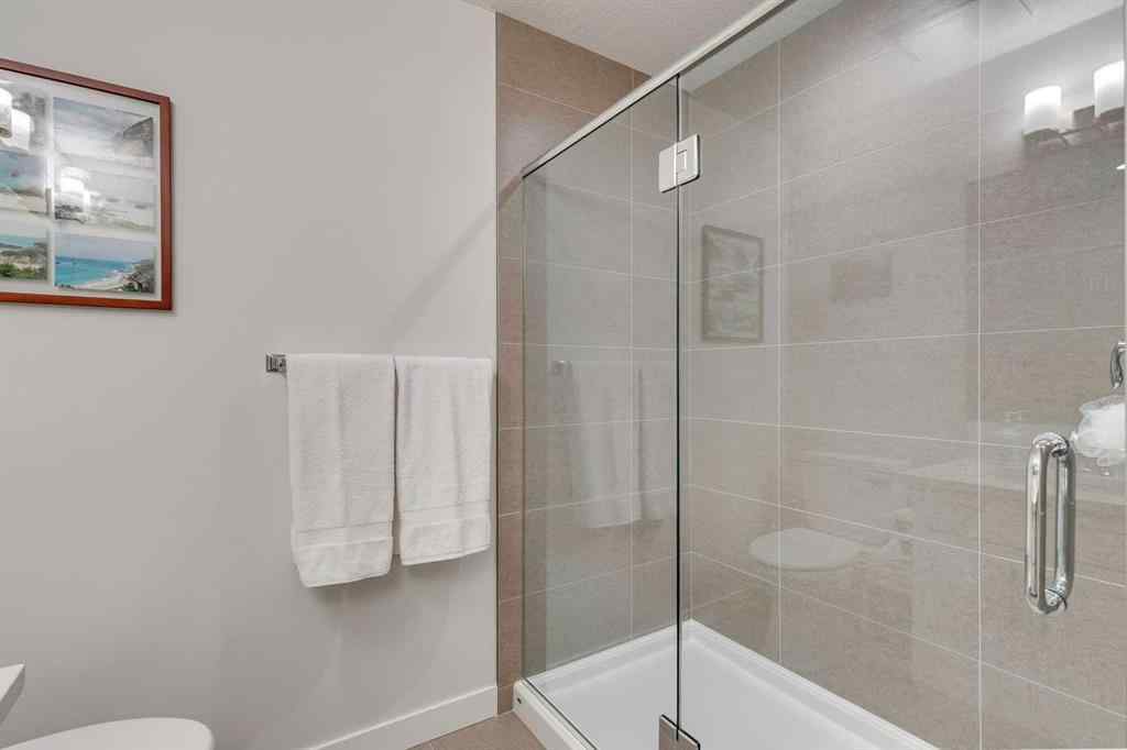 MLS® A2255503 - 819 Shawnee Terrace SW in Shawnee Slopes Calgary, Residential
