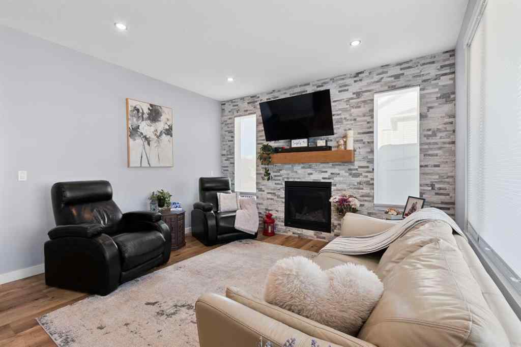 MLS® A2255507 - 1024 Carriage Lane Drive  in NONE Carstairs, Residential