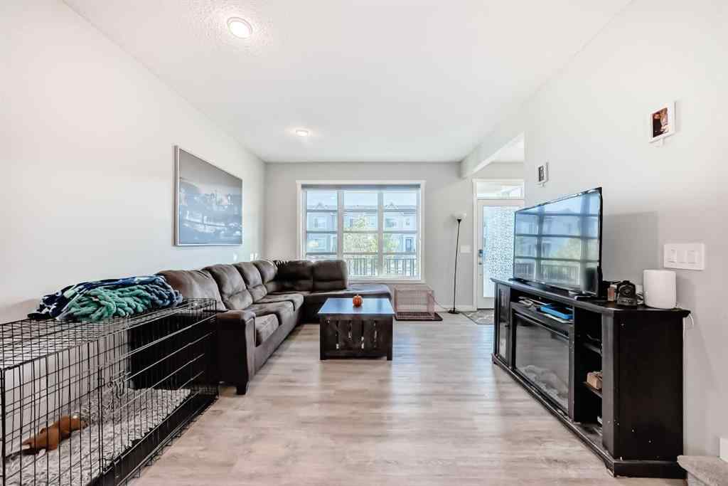 MLS® A2255511 - 7468 202 Avenue SE in Rangeview Calgary, Residential