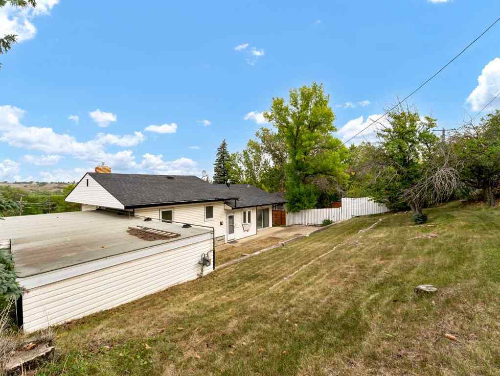 MLS® A2255512 - 3 2 Street SE in SE Hill Medicine Hat, Residential