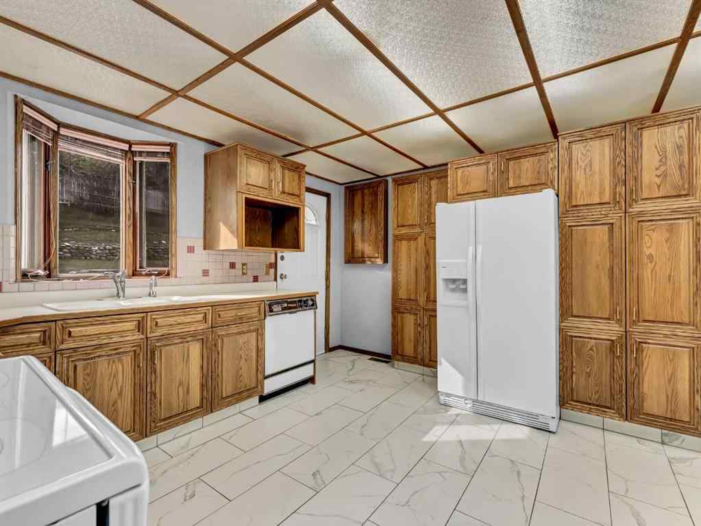 MLS® A2255512 - 3 2 Street SE in SE Hill Medicine Hat, Residential