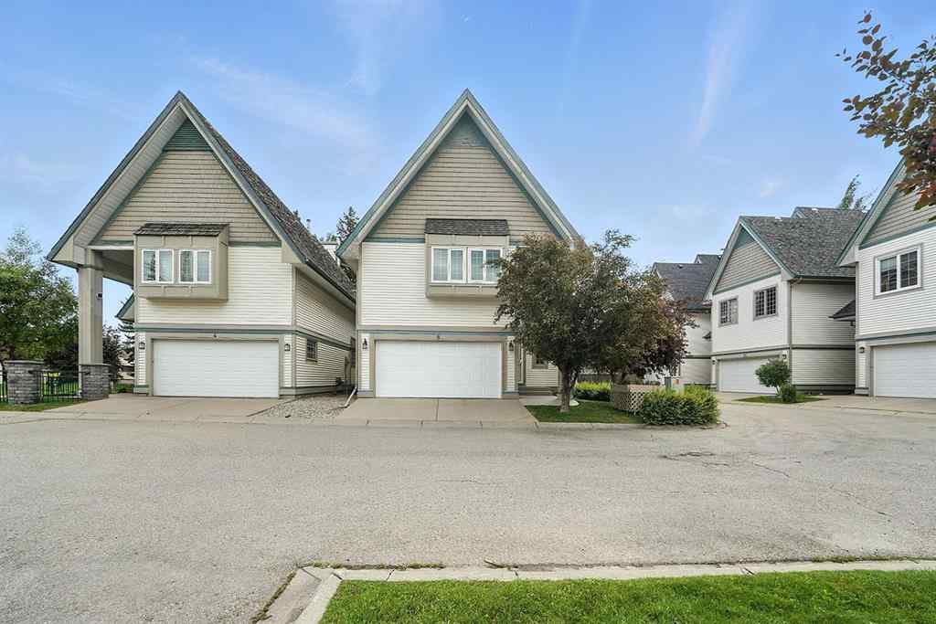 MLS® A2255513 - 8 Varsity Estates Gardens NW in Varsity Calgary, Residential