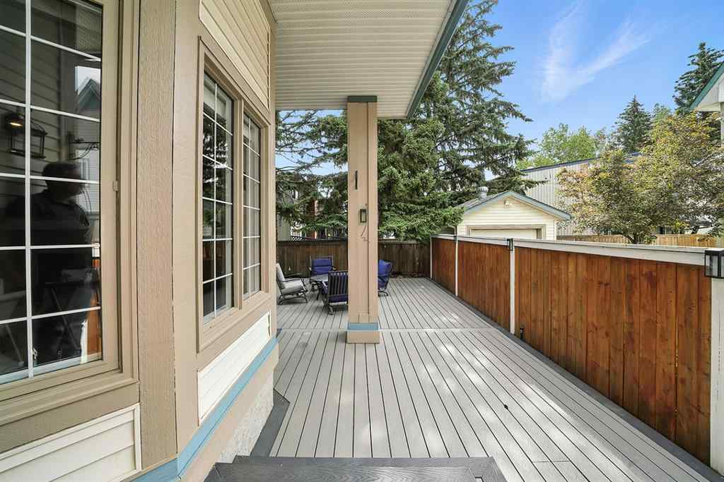 MLS® A2255513 - 8 Varsity Estates Gardens NW in Varsity Calgary, Residential
