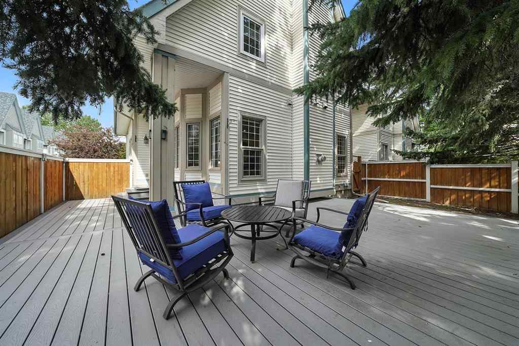 MLS® A2255513 - 8 Varsity Estates Gardens NW in Varsity Calgary, Residential