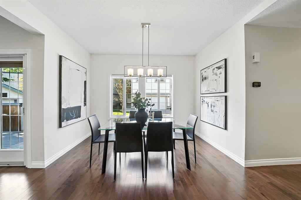 MLS® A2255513 - 8 Varsity Estates Gardens NW in Varsity Calgary, Residential