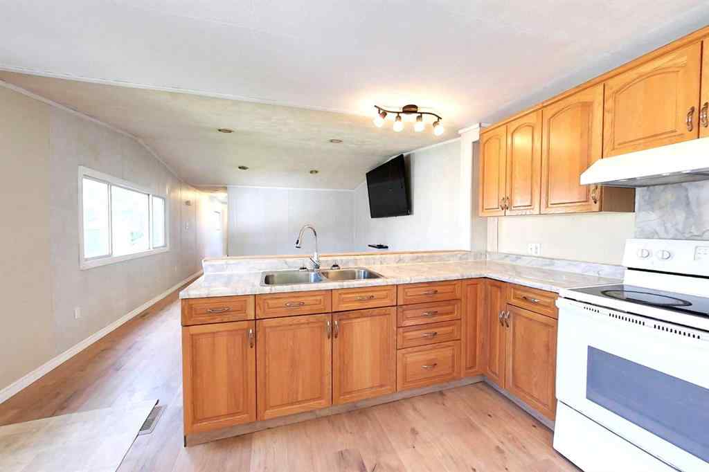 MLS® A2255518 - 1305 11 Street SE in NONE Slave Lake, Residential