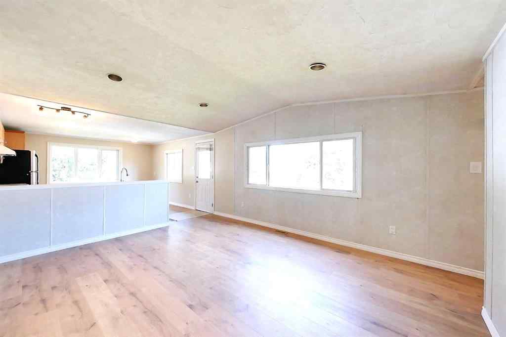 MLS® A2255518 - 1305 11 Street SE in NONE Slave Lake, Residential
