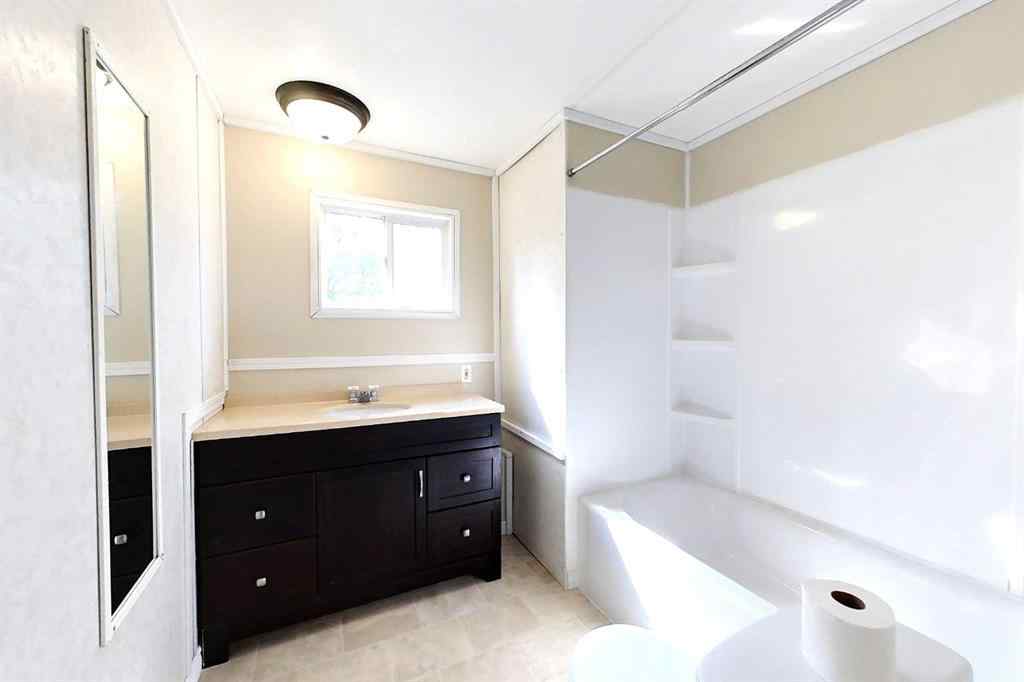 MLS® A2255518 - 1305 11 Street SE in NONE Slave Lake, Residential