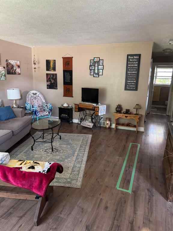 MLS® A2255523 - 2244 21 Avenue  in NONE Coaldale, Residential