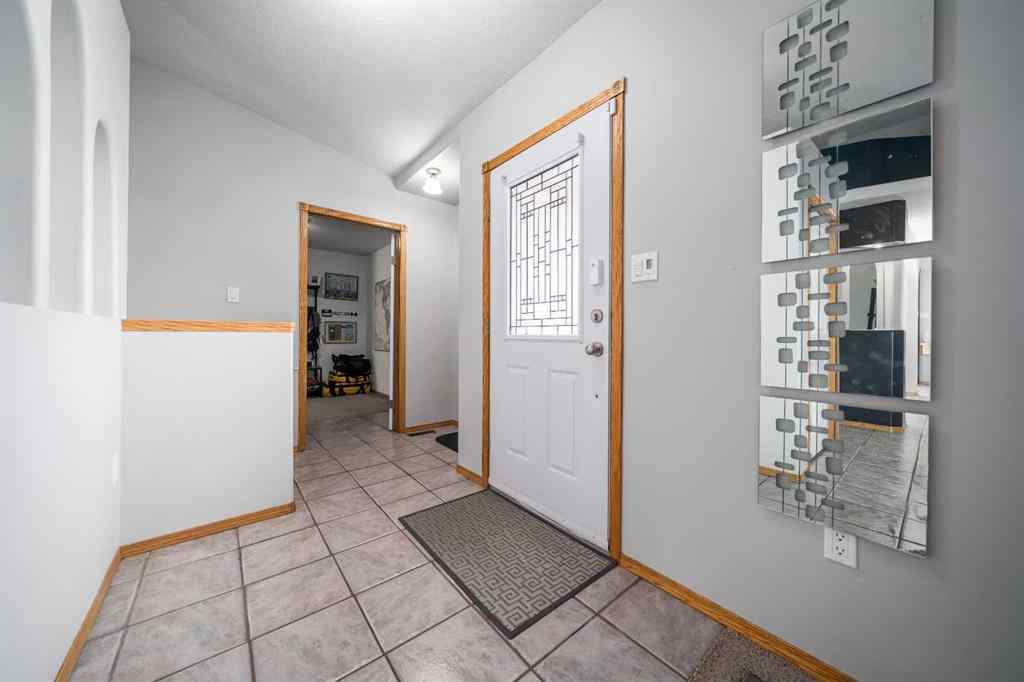 MLS® A2255524 - 14 Redcliff Way SW in NONE Redcliff, Residential