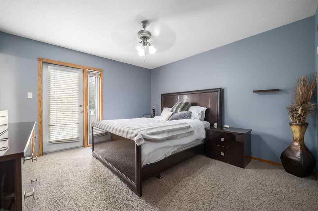 MLS® A2255524 - 14 Redcliff Way SW in NONE Redcliff, Residential