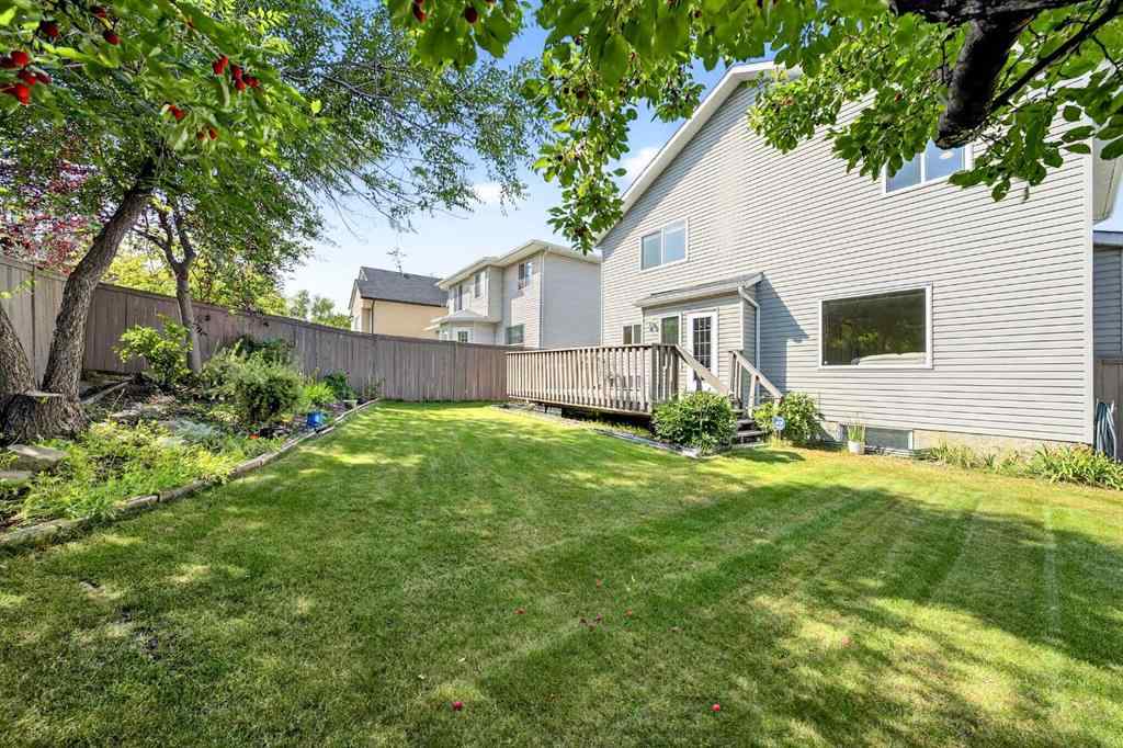 MLS® A2255531 - 9200 Edgebrook Drive NW in Edgemont Calgary, Residential