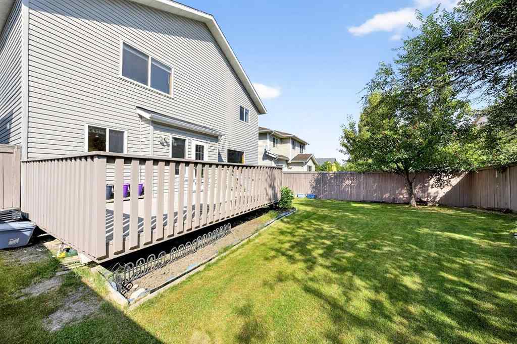 MLS® A2255531 - 9200 Edgebrook Drive NW in Edgemont Calgary, Residential