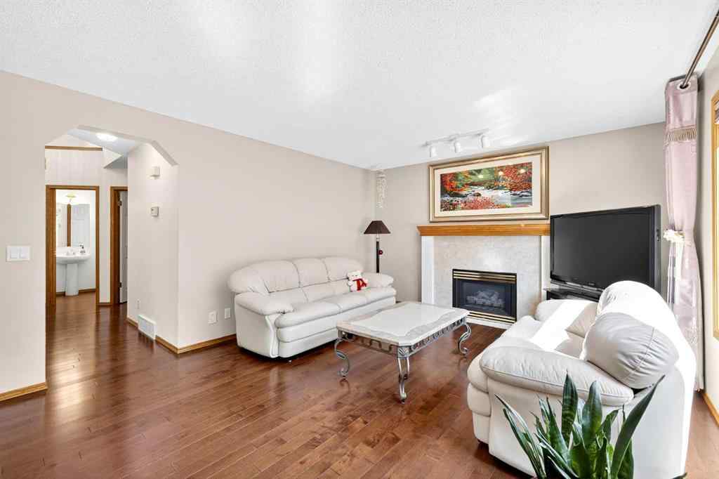 MLS® A2255531 - 9200 Edgebrook Drive NW in Edgemont Calgary, Residential