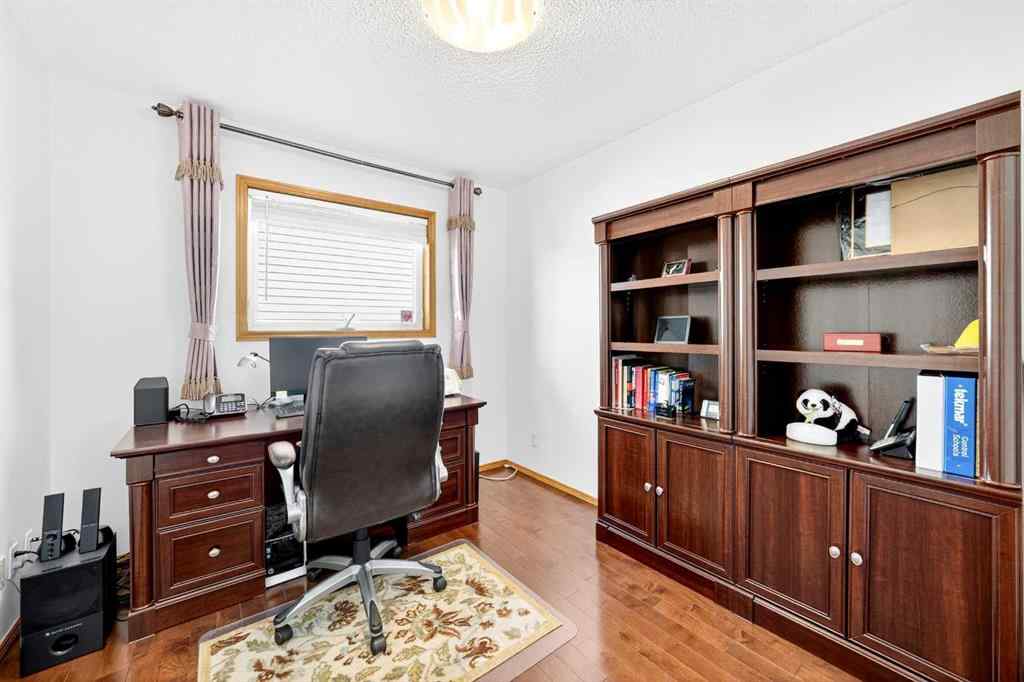 MLS® A2255531 - 9200 Edgebrook Drive NW in Edgemont Calgary, Residential