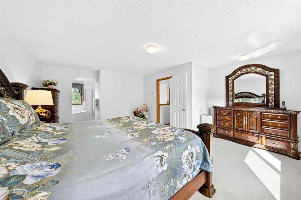 MLS® A2255531 - 9200 Edgebrook Drive NW in Edgemont Calgary, Residential