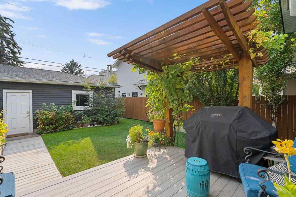 MLS® A2255532 - 715 23 Avenue SE in Ramsay Calgary, Residential