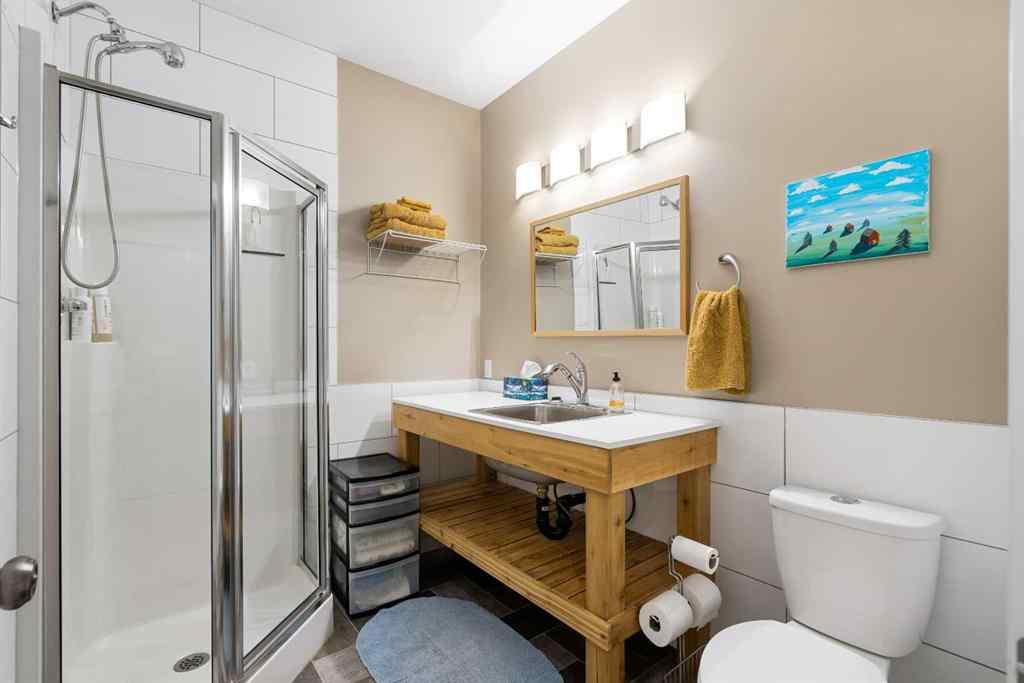 MLS® A2255532 - 715 23 Avenue SE in Ramsay Calgary, Residential