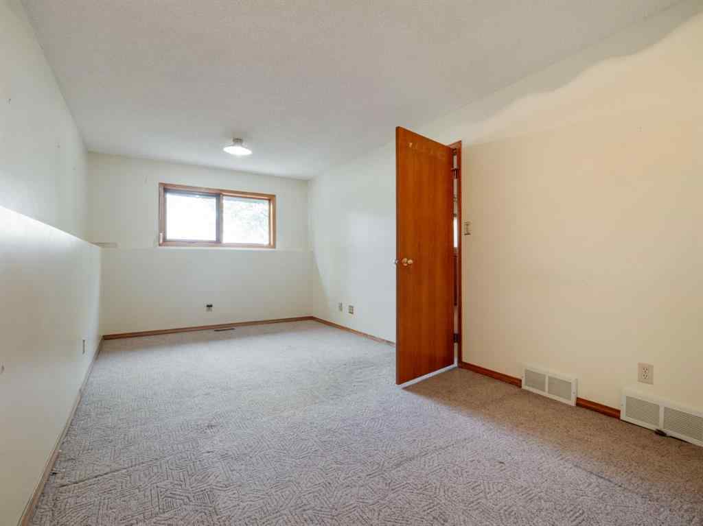 MLS® A2255533 - 87 Edgewood Boulevard W in Ridgewood Lethbridge, Residential