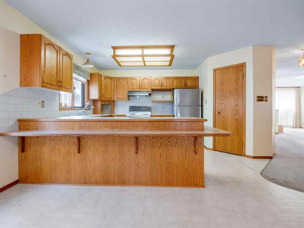MLS® A2255533 - 87 Edgewood Boulevard W in Ridgewood Lethbridge, Residential
