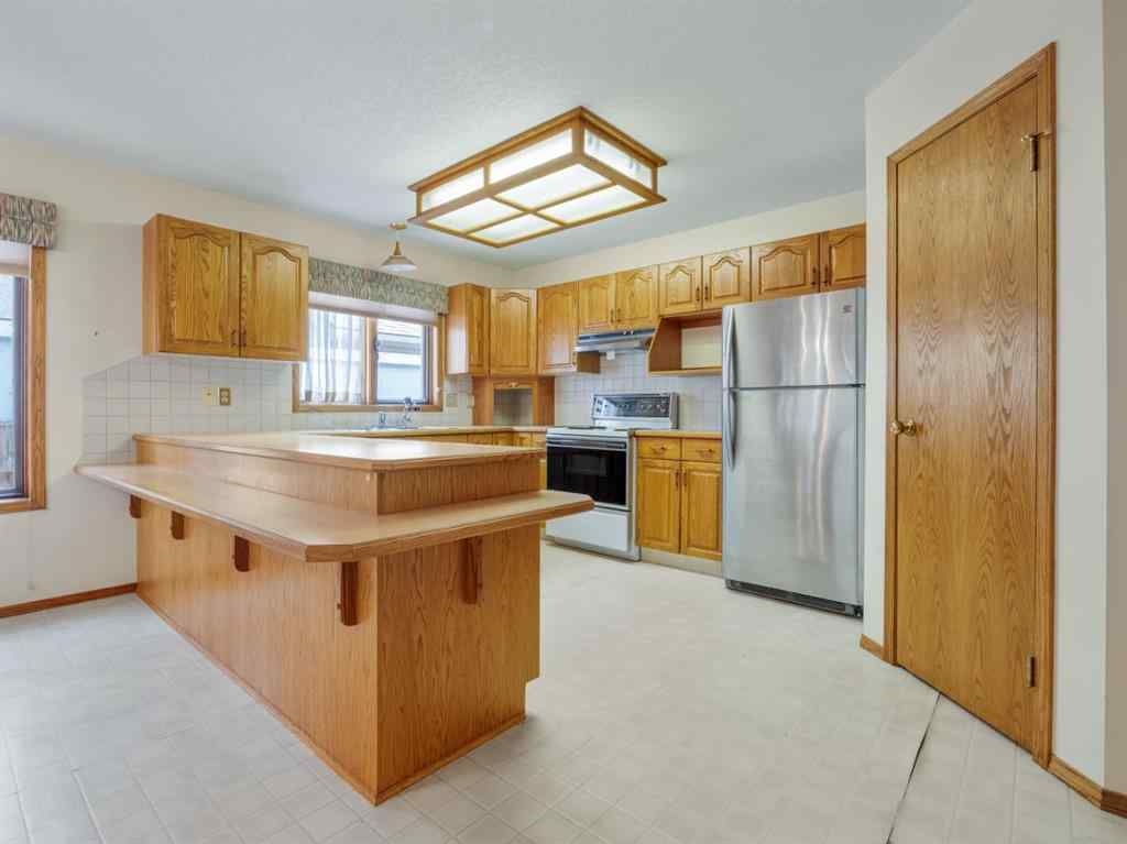 MLS® A2255533 - 87 Edgewood Boulevard W in Ridgewood Lethbridge, Residential